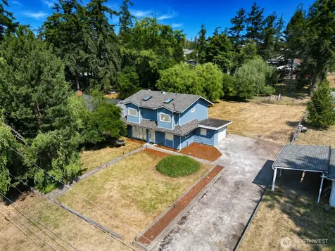 1040 W Shady Lane Oak Harbor WA 98277