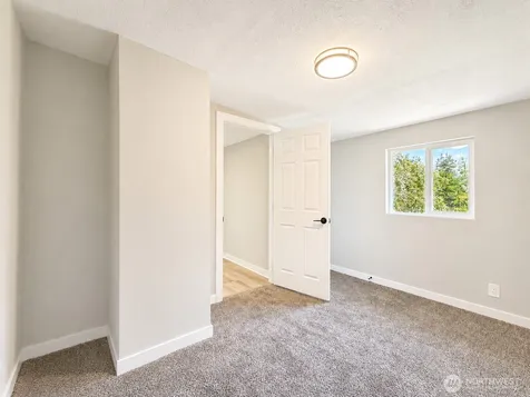 1040 W Shady Lane Oak Harbor WA 98277