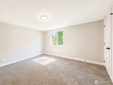 1040 W Shady Lane Oak Harbor WA 98277