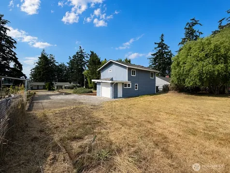 1040 W Shady Lane Oak Harbor WA 98277