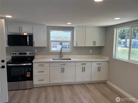 1040 W Shady Lane Oak Harbor WA 98277