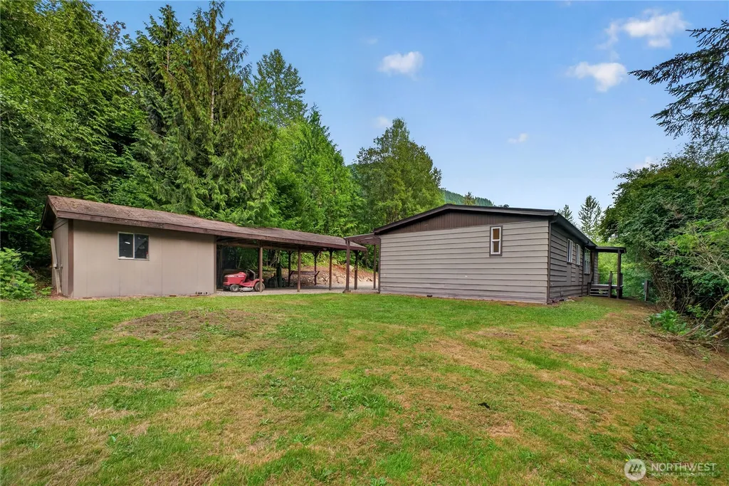 37639 324th Place SE Enumclaw WA 98022