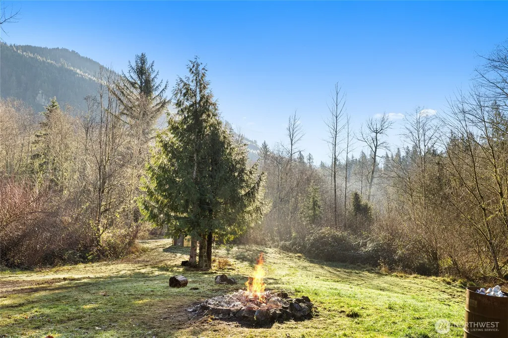 37639 324th Place SE Enumclaw WA 98022