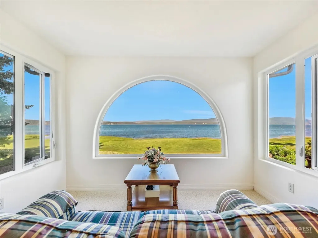 18114 Sandridge Road Long Beach WA 98631