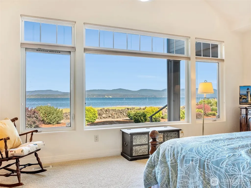 18114 Sandridge Road Long Beach WA 98631