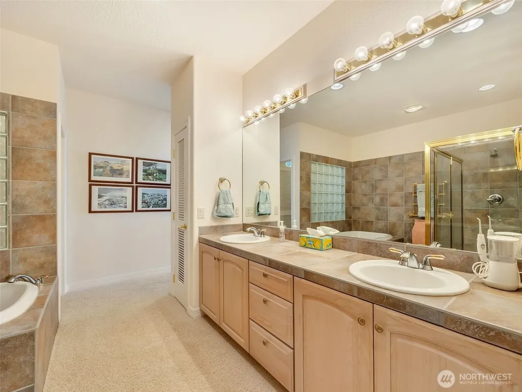 18114 Sandridge Road Long Beach WA 98631