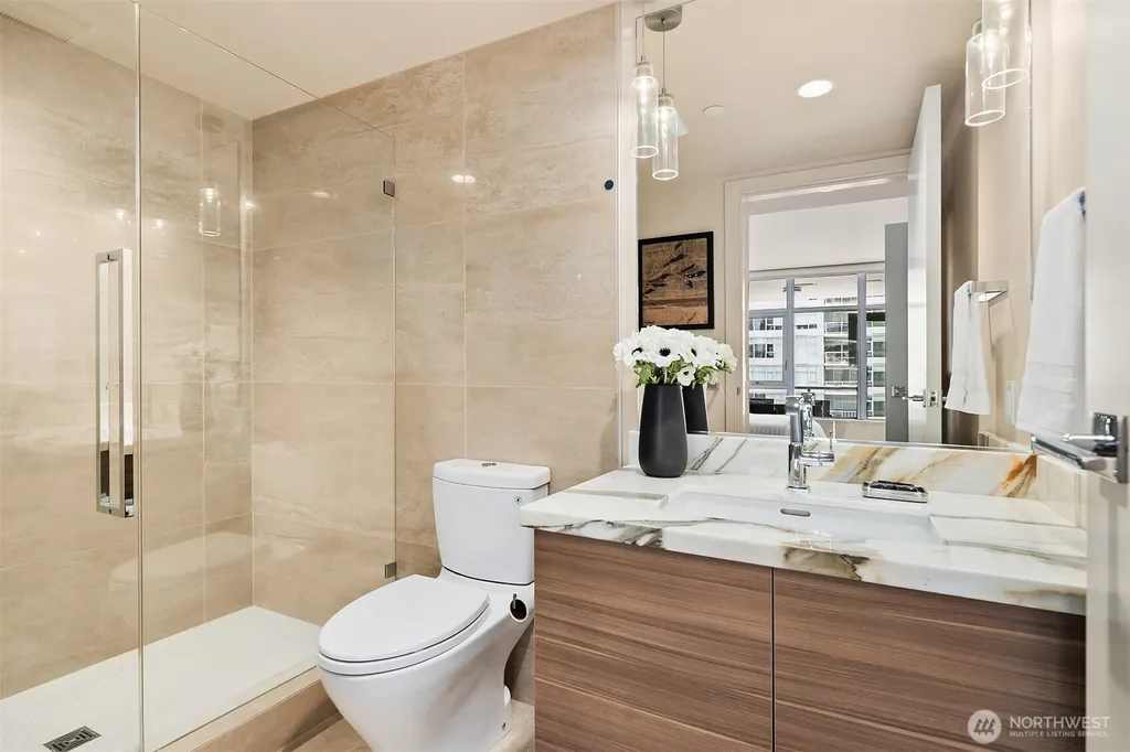 588 Bell Street Seattle WA 98121