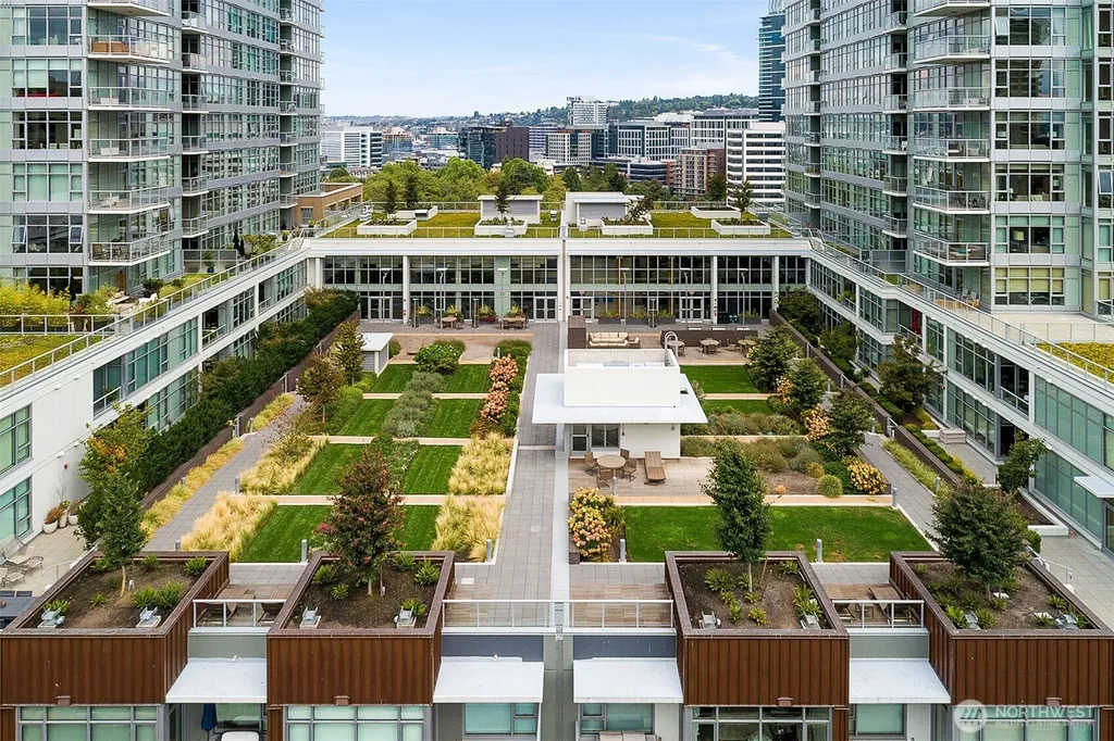 588 Bell Street Seattle WA 98121