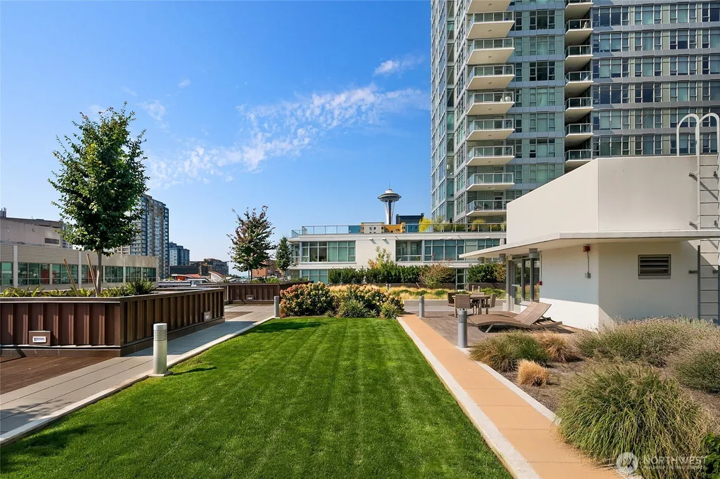 588 Bell Street Seattle WA 98121