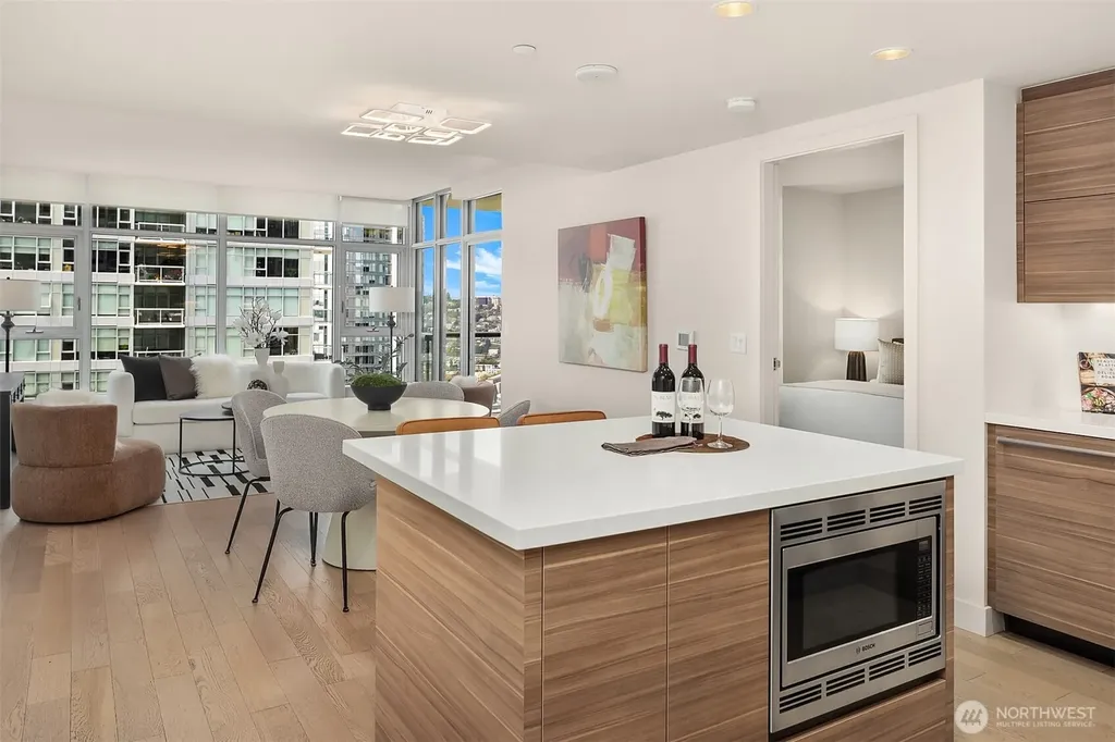 588 Bell Street Seattle WA 98121