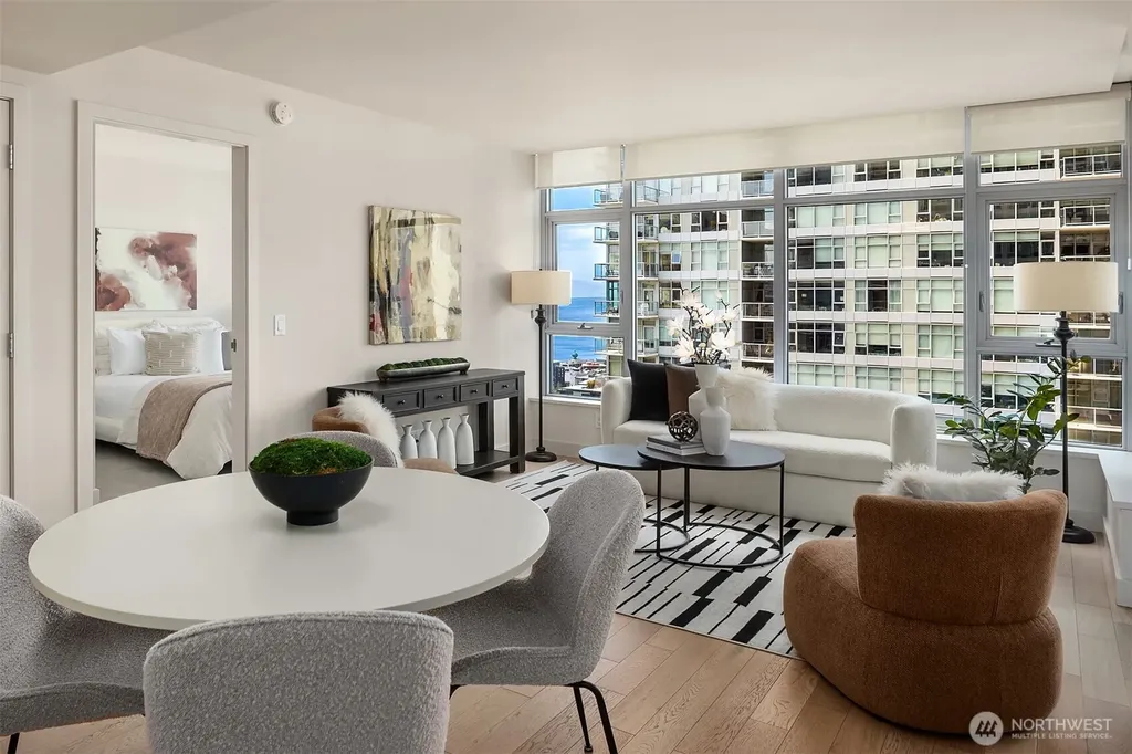 588 Bell Street Seattle WA 98121