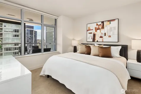 588 Bell Street Seattle WA 98121