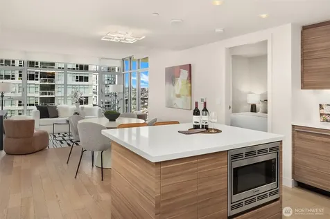588 Bell Street Seattle WA 98121
