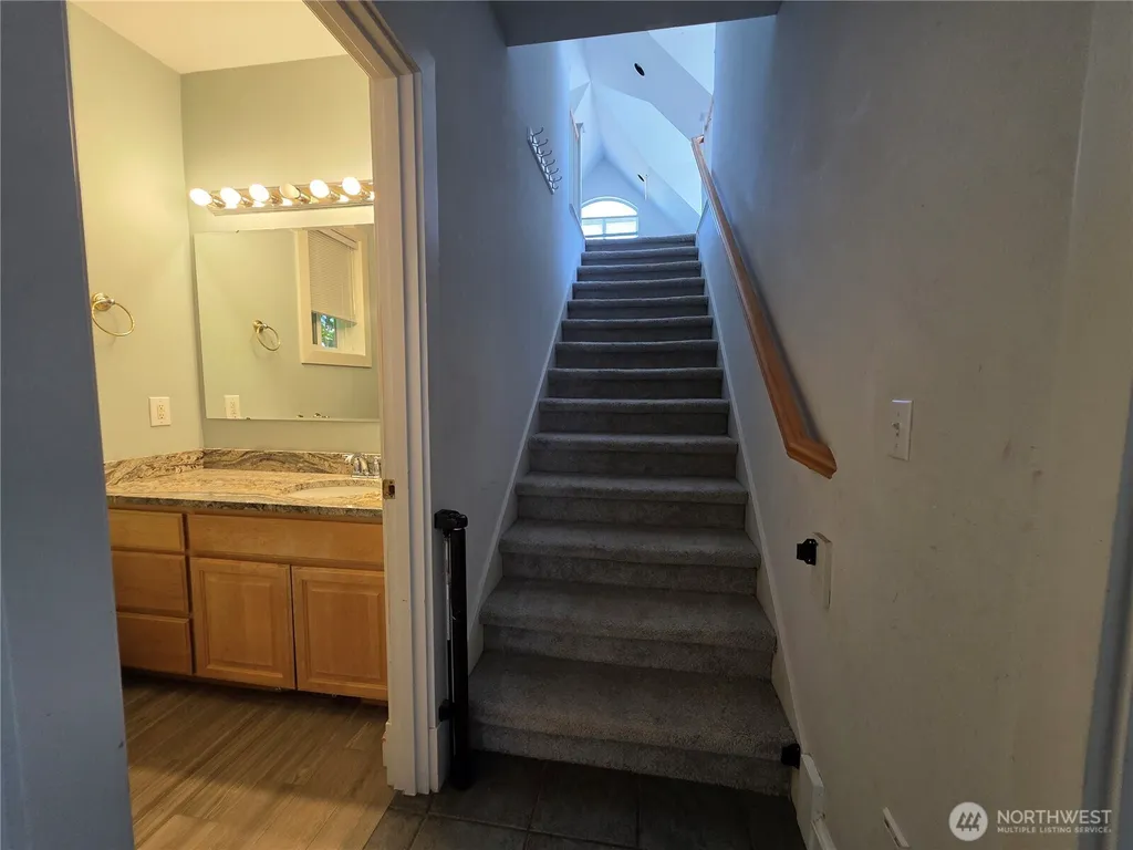 5015 81st Street SW Lakewood WA 98499