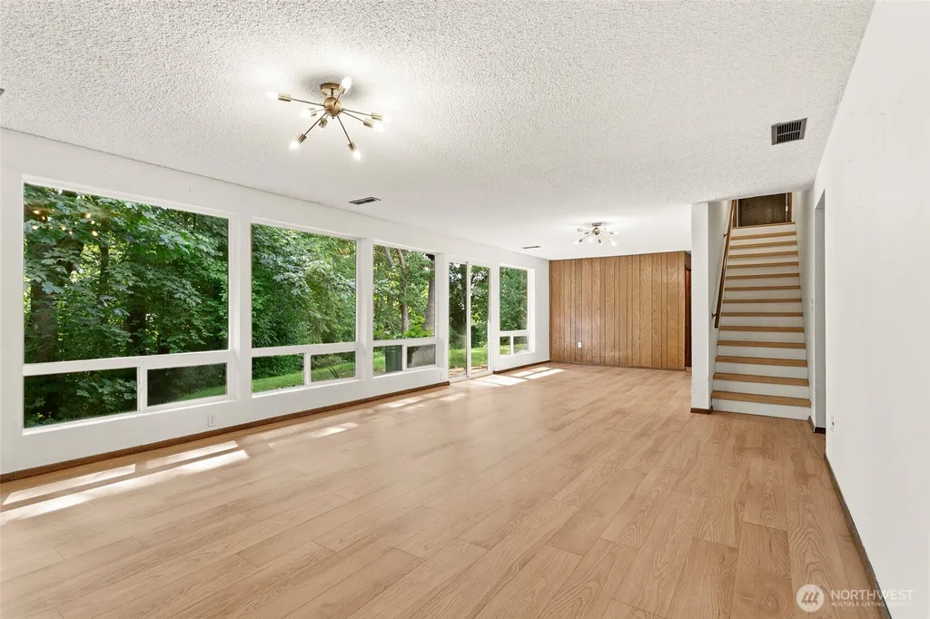 30807 26th Avenue SW Federal Way WA 98023