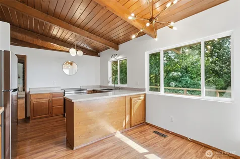 30807 26th Avenue SW Federal Way WA 98023