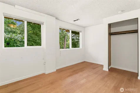 30807 26th Avenue SW Federal Way WA 98023