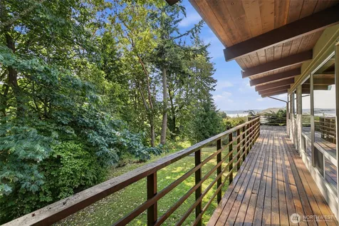 30807 26th Avenue SW Federal Way WA 98023