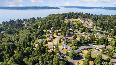 30807 26th Avenue SW Federal Way WA 98023