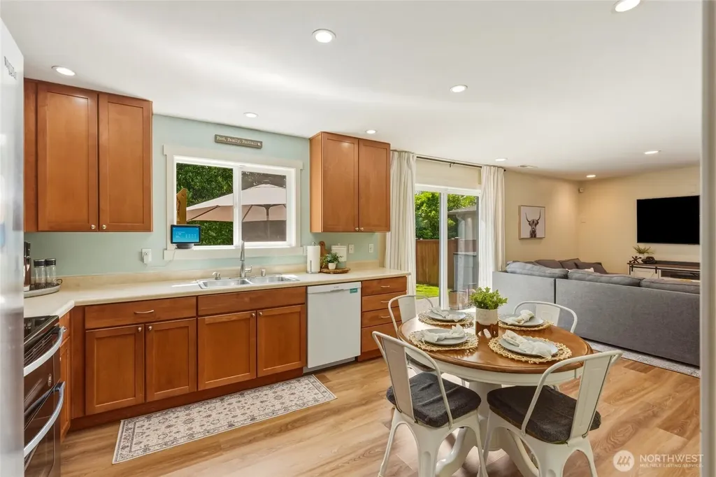11812 24th Street SE Lake Stevens WA 98258