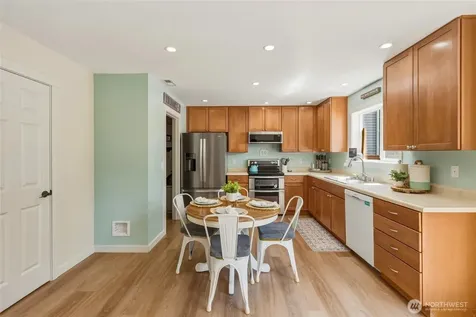 11812 24th Street SE Lake Stevens WA 98258