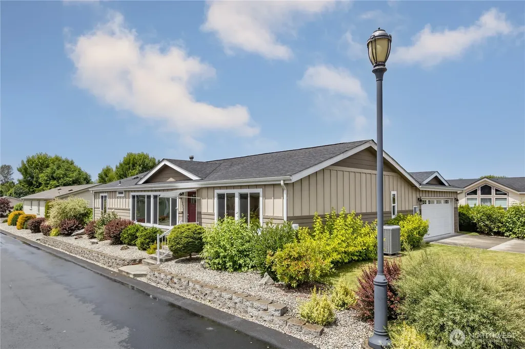 4278 Lakeview Lane SE Lacey WA 98503