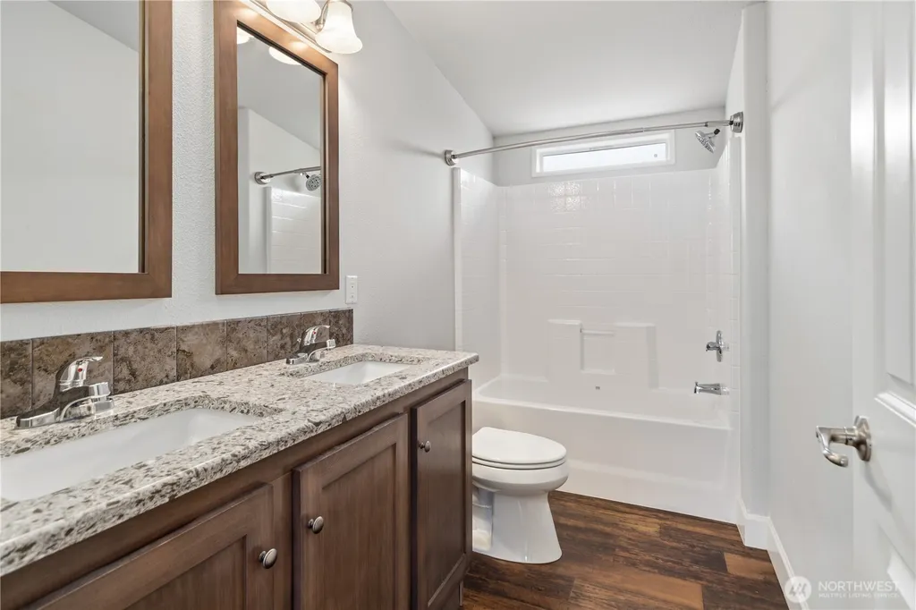 4278 Lakeview Lane SE Lacey WA 98503