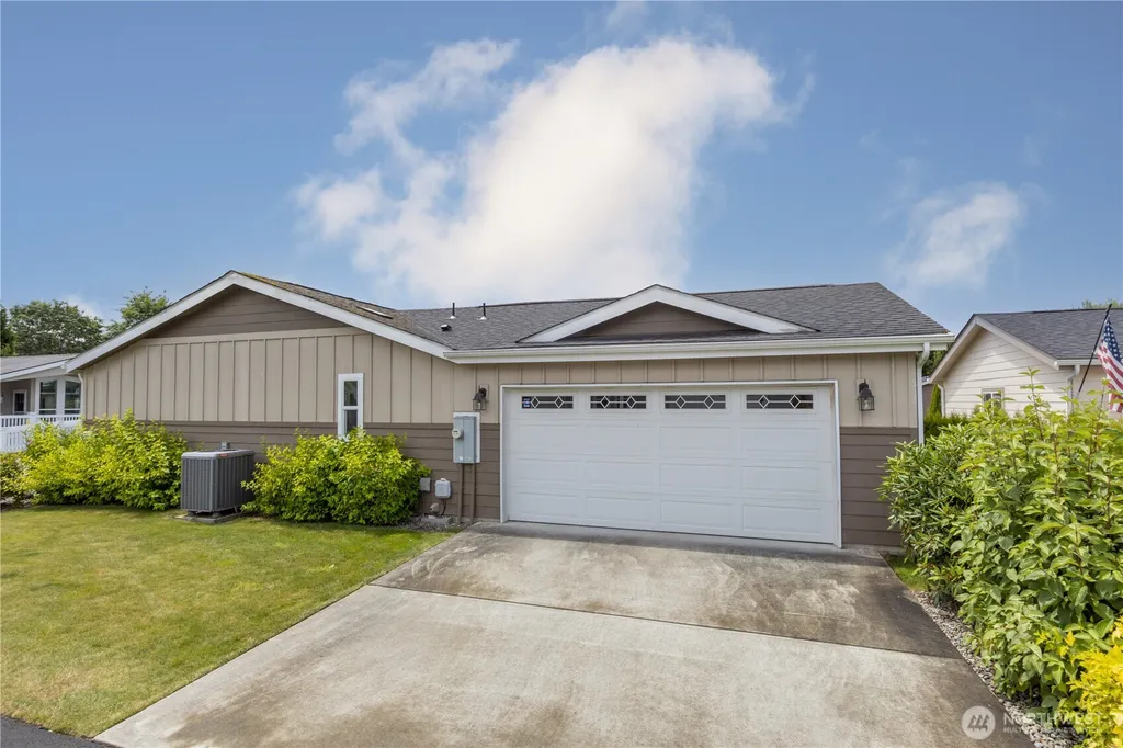 4278 Lakeview Lane SE Lacey WA 98503