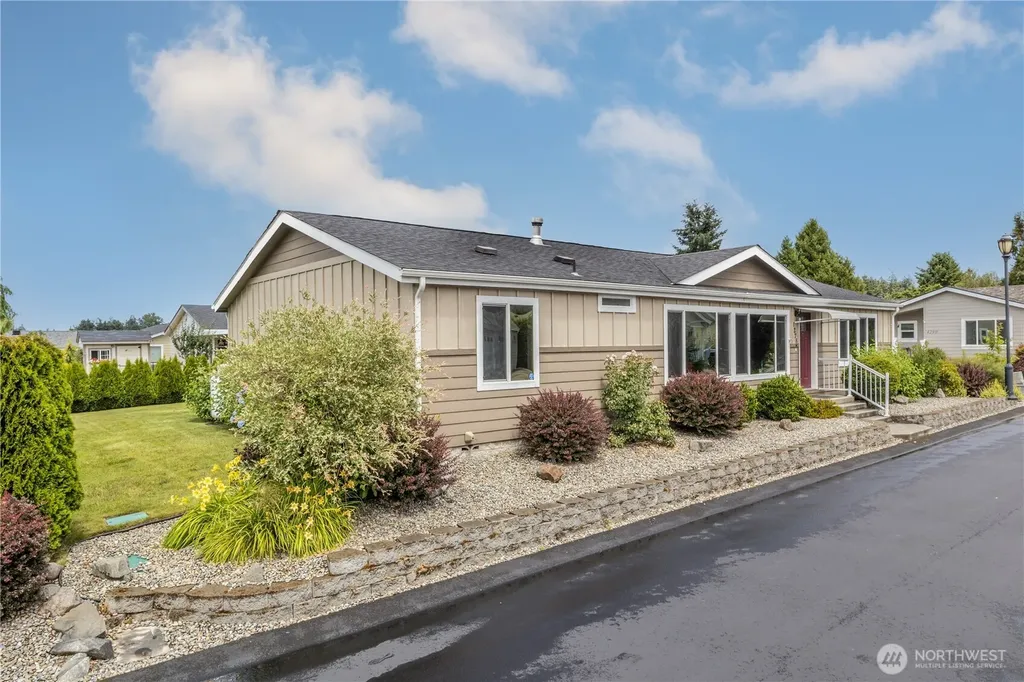 4278 Lakeview Lane SE Lacey WA 98503