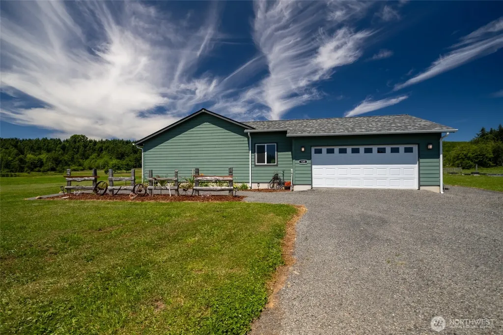 125 Apple Tree Lane Onalaska WA 98570