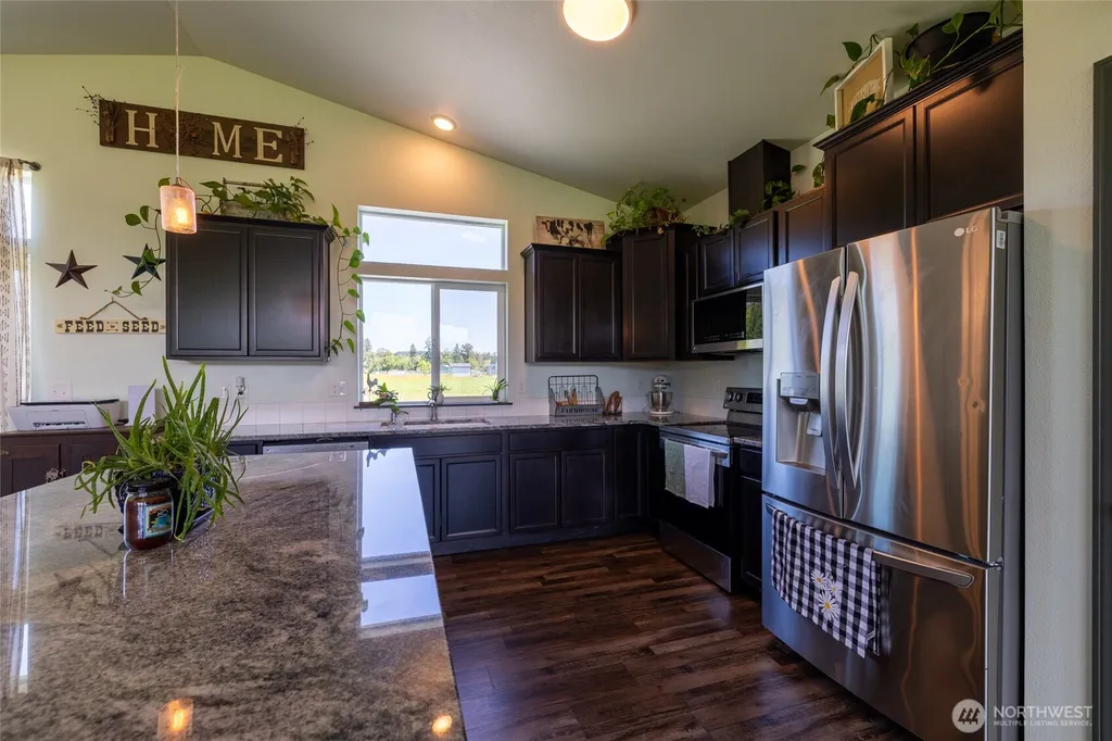 125 Apple Tree Lane Onalaska WA 98570