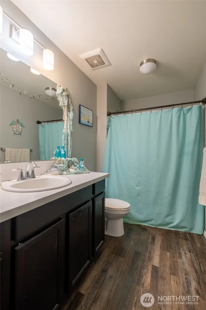 125 Apple Tree Lane Onalaska WA 98570