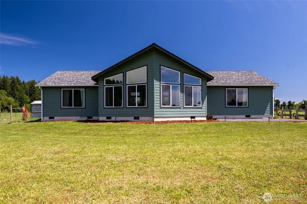 125 Apple Tree Lane Onalaska WA 98570