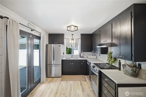 4114 S Hosmer Street Tacoma WA 98418
