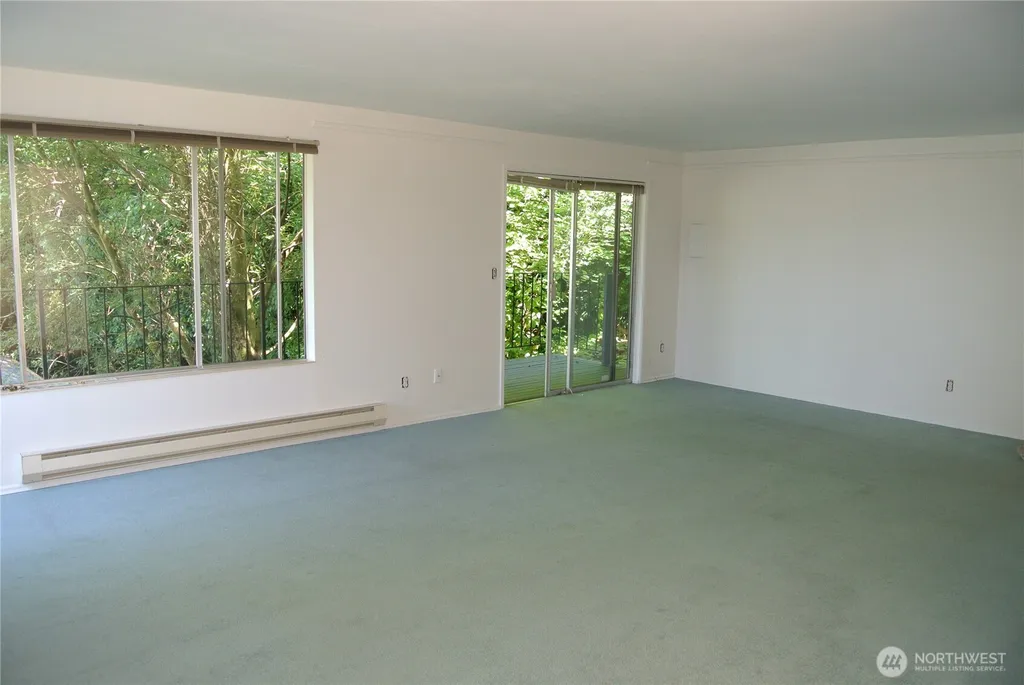 3438 14th Avenue W Seattle WA 98119