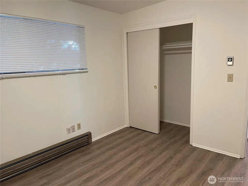 3438 14th Avenue W Seattle WA 98119