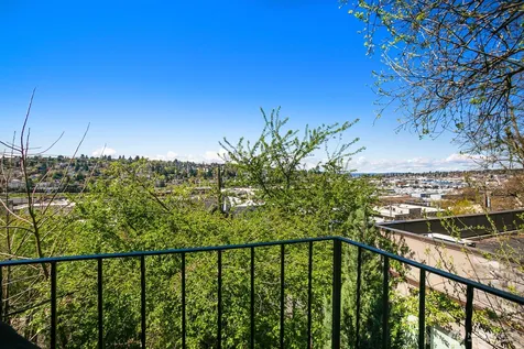 3438 14th Avenue W Seattle WA 98119
