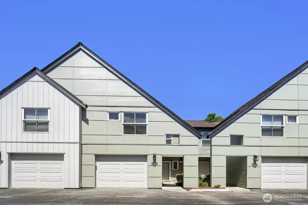 6628 S 238th Place Kent WA 98032