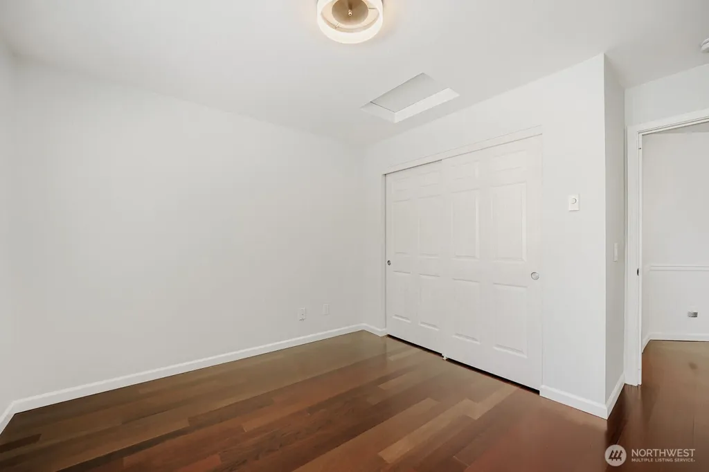 6628 S 238th Place Kent WA 98032
