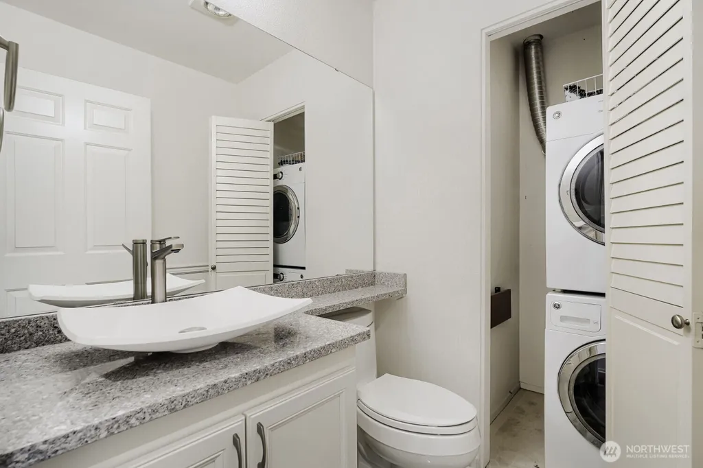 6628 S 238th Place Kent WA 98032