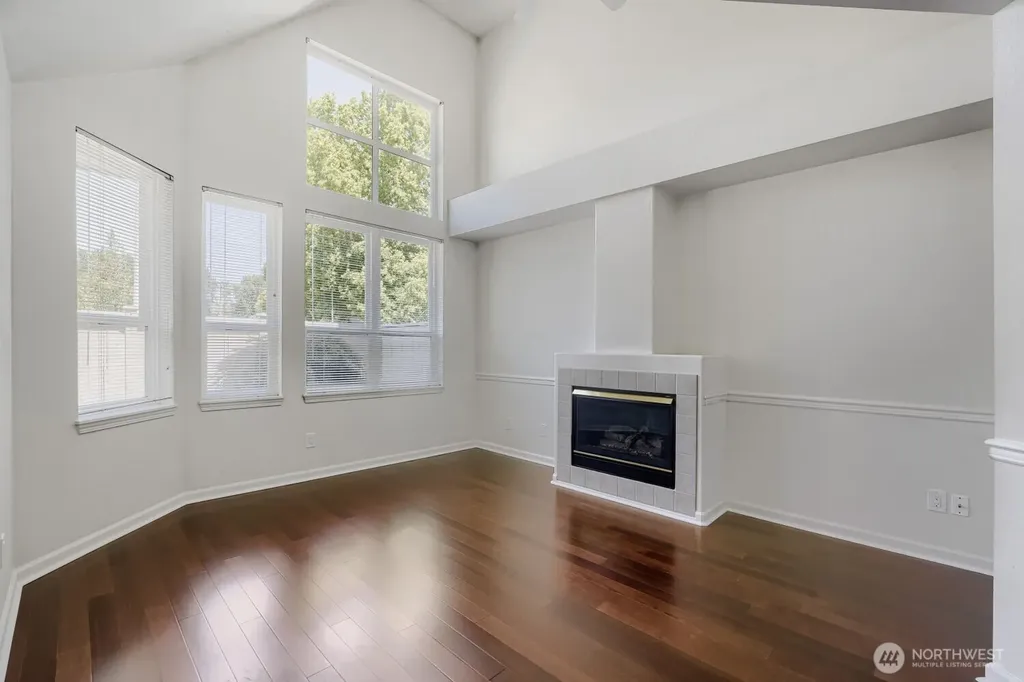 6628 S 238th Place Kent WA 98032