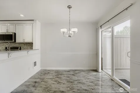6628 S 238th Place Kent WA 98032