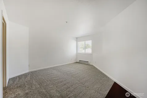 6628 S 238th Place Kent WA 98032