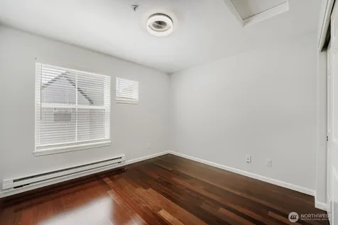6628 S 238th Place Kent WA 98032