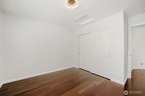 6628 S 238th Place Kent WA 98032
