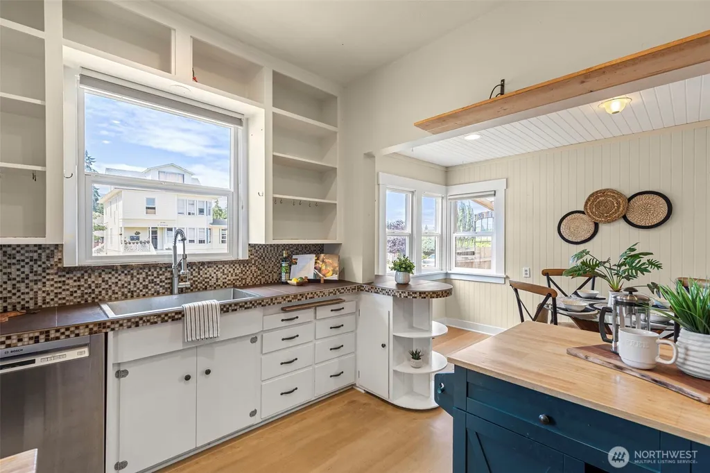 322 S Jones Street Port Angeles WA 98362