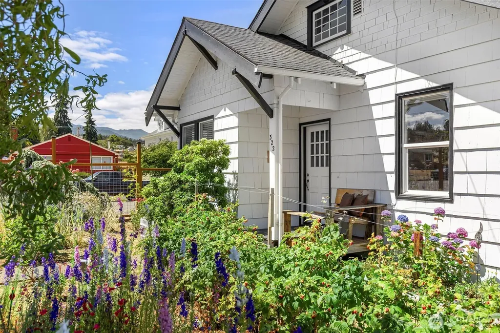 322 S Jones Street Port Angeles WA 98362