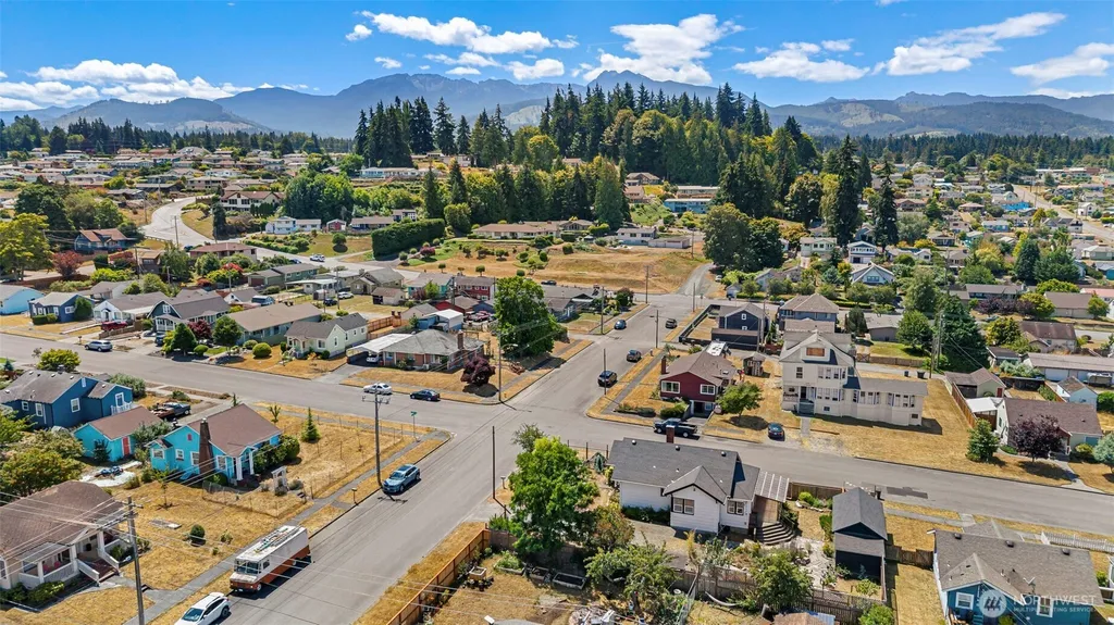 322 S Jones Street Port Angeles WA 98362