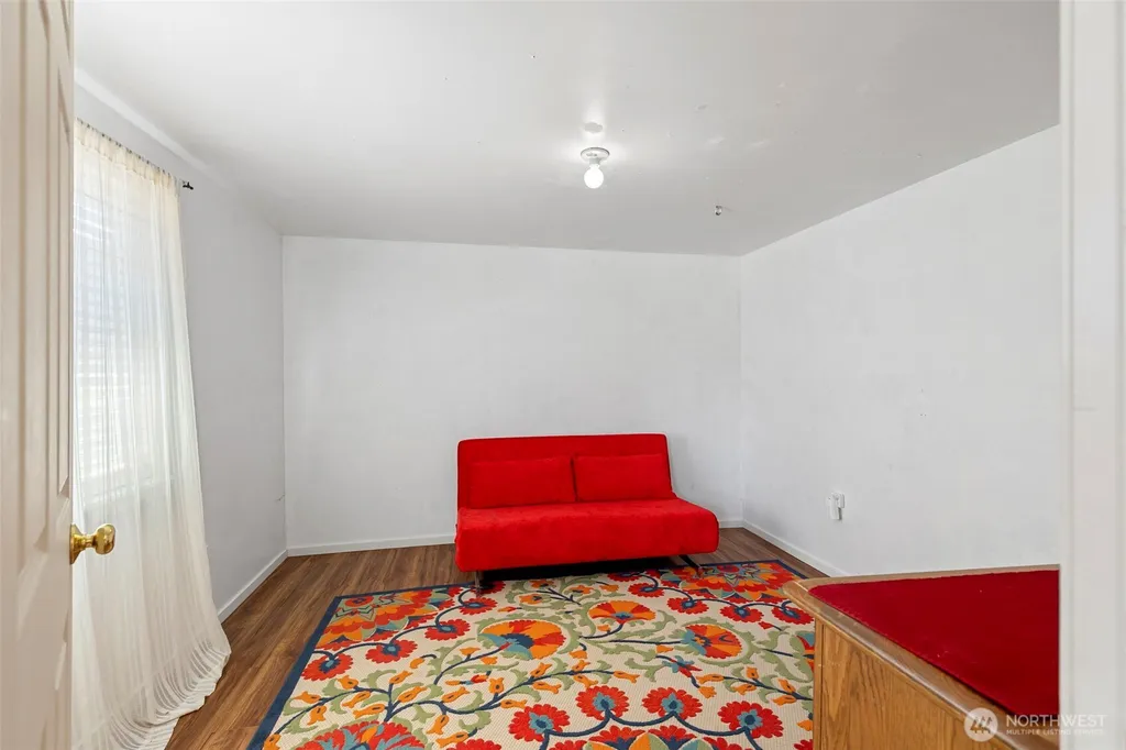 322 S Jones Street Port Angeles WA 98362