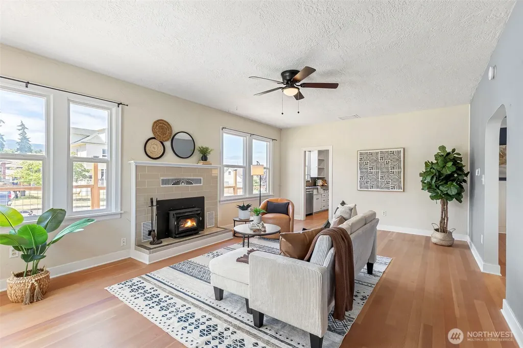 322 S Jones Street Port Angeles WA 98362